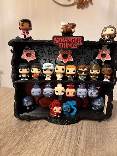Espositore stranger things - stranger, per
